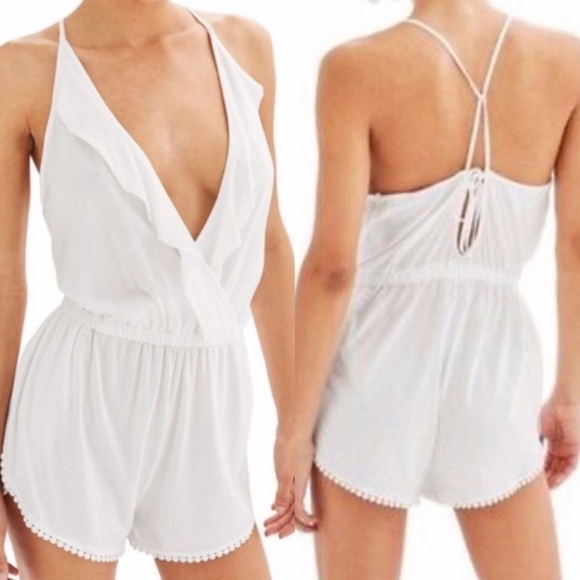 Topshop White Pom Pom Trim Faux Wrap Sleeveless Beach Romper SIZE MEDIUM - Picture 1 of 8